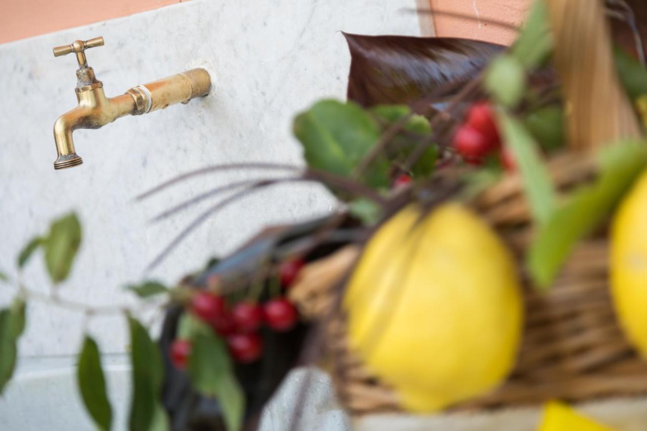 La Crociata Bed & Breakfast Sarzana Exterior photo